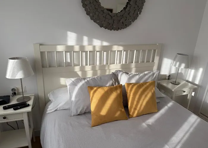 La Segunda Ola, De Carvajal