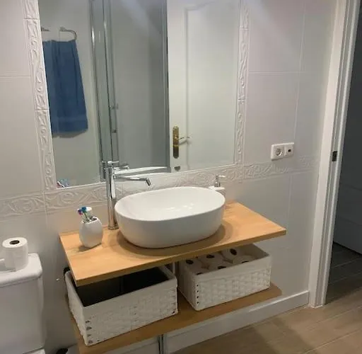 La Segunda Ola, De Carvajal פואנגירולה