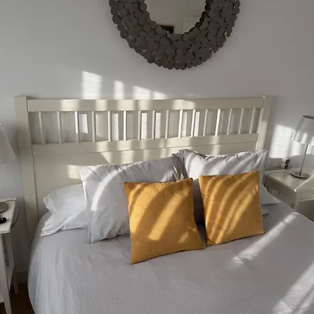 La Segunda Ola, De Carvajal